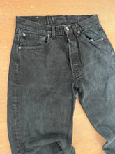 Load image into Gallery viewer, 90’s Levi’s 501’s 30x34
