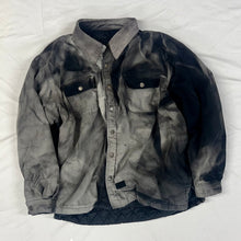 Load image into Gallery viewer, 90’s/2000’s sun faded work jacket XL
