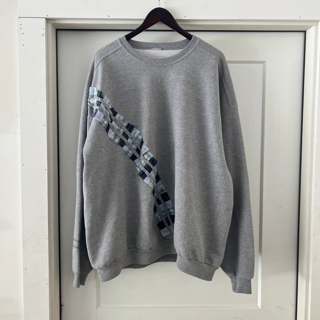 grey plaid woven crewneck sweatshirt L/XL