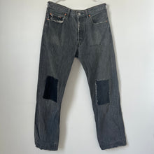 Load image into Gallery viewer, 90’s/2000’s Levi’s 501’s 31x30
