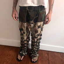 Load image into Gallery viewer, woven faux layer camo pants
