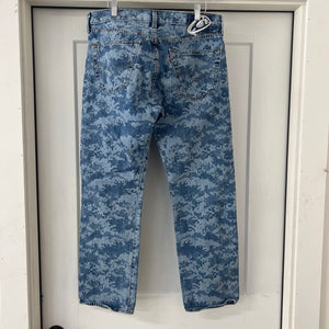 digi camo laser faded jeans 33x28