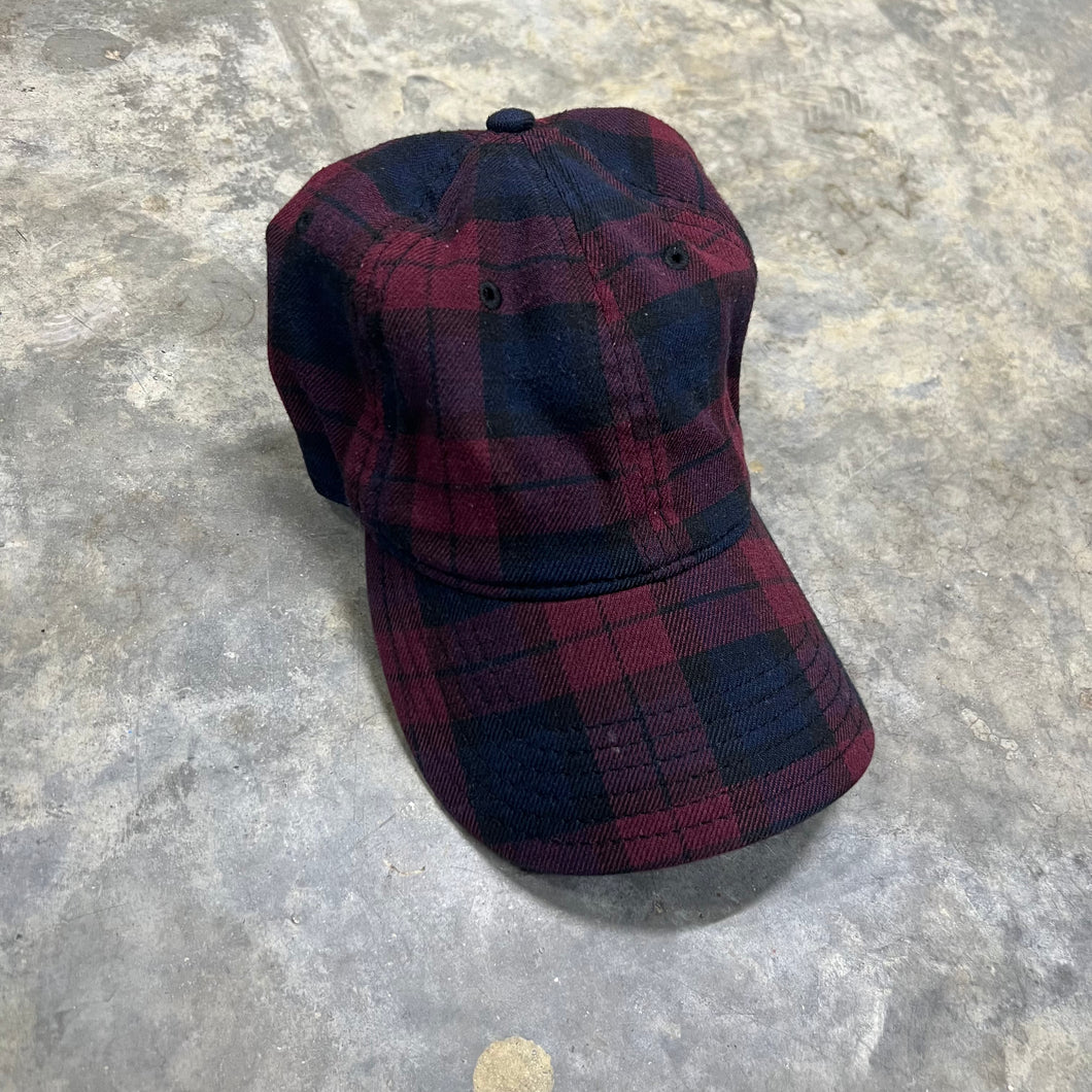 90’s/2000’s plaid hat