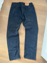 Load image into Gallery viewer, 90’s Levi’s 501’s 33x33
