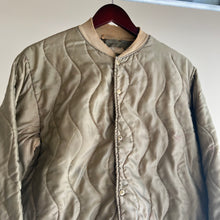 Load image into Gallery viewer, 80’s/90’s liner jacket fits like a M/L
