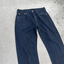 Load image into Gallery viewer, 90’s Levi’s 501’s 31x32
